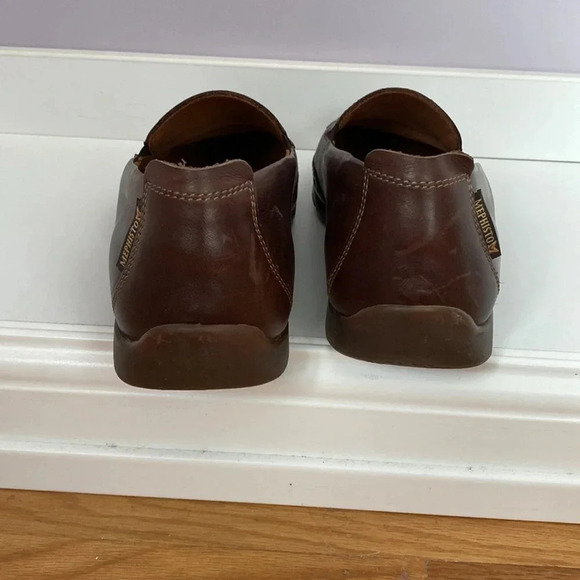 Mephisto brown leather slip ons size 9 1/2 main image 8